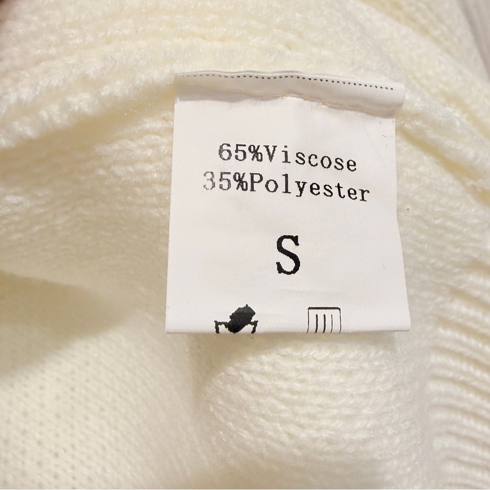 White Open-Front Cardigan with Pearls and distressing - Picture 10 of 11